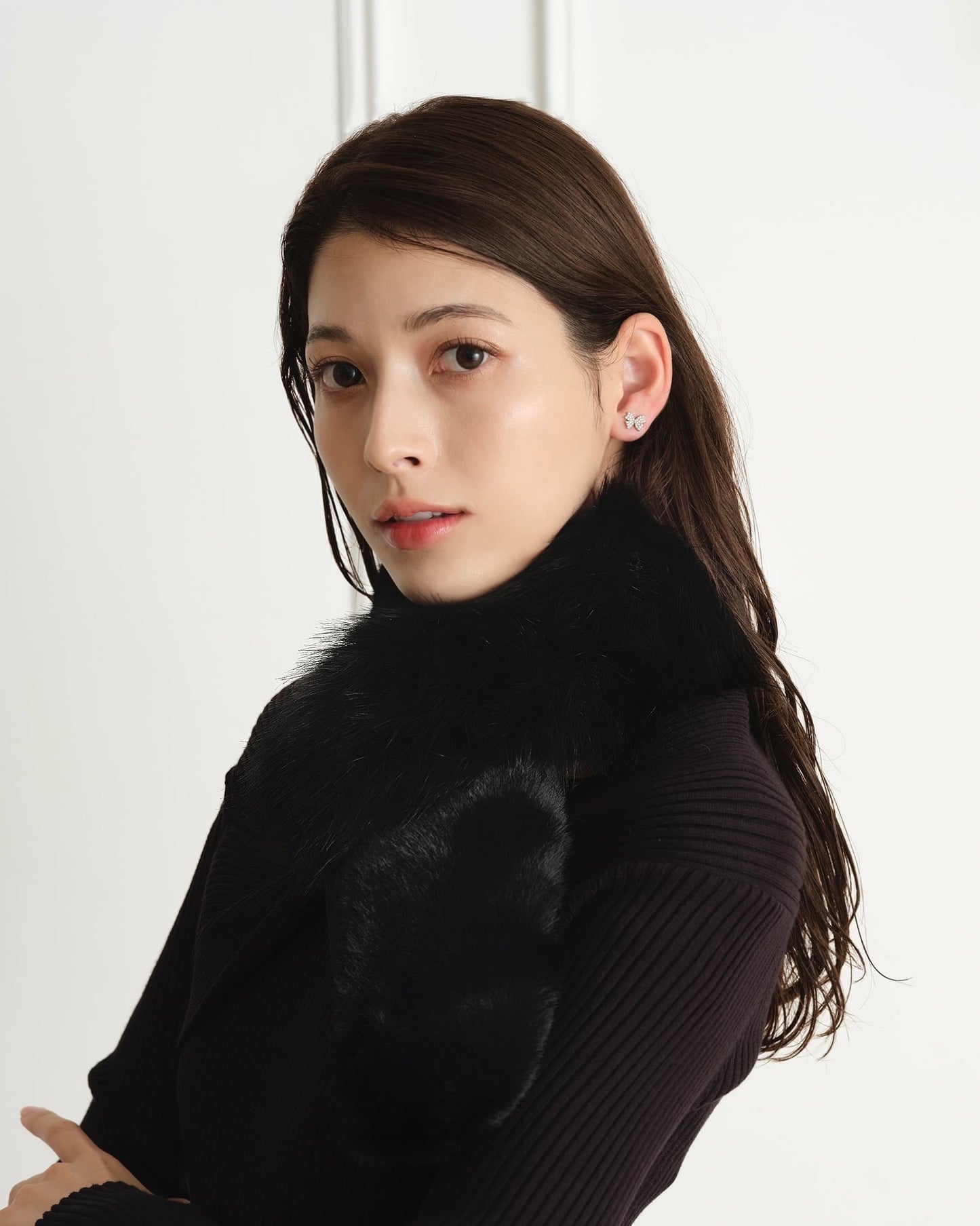 リボンモチーフスタッドピアス